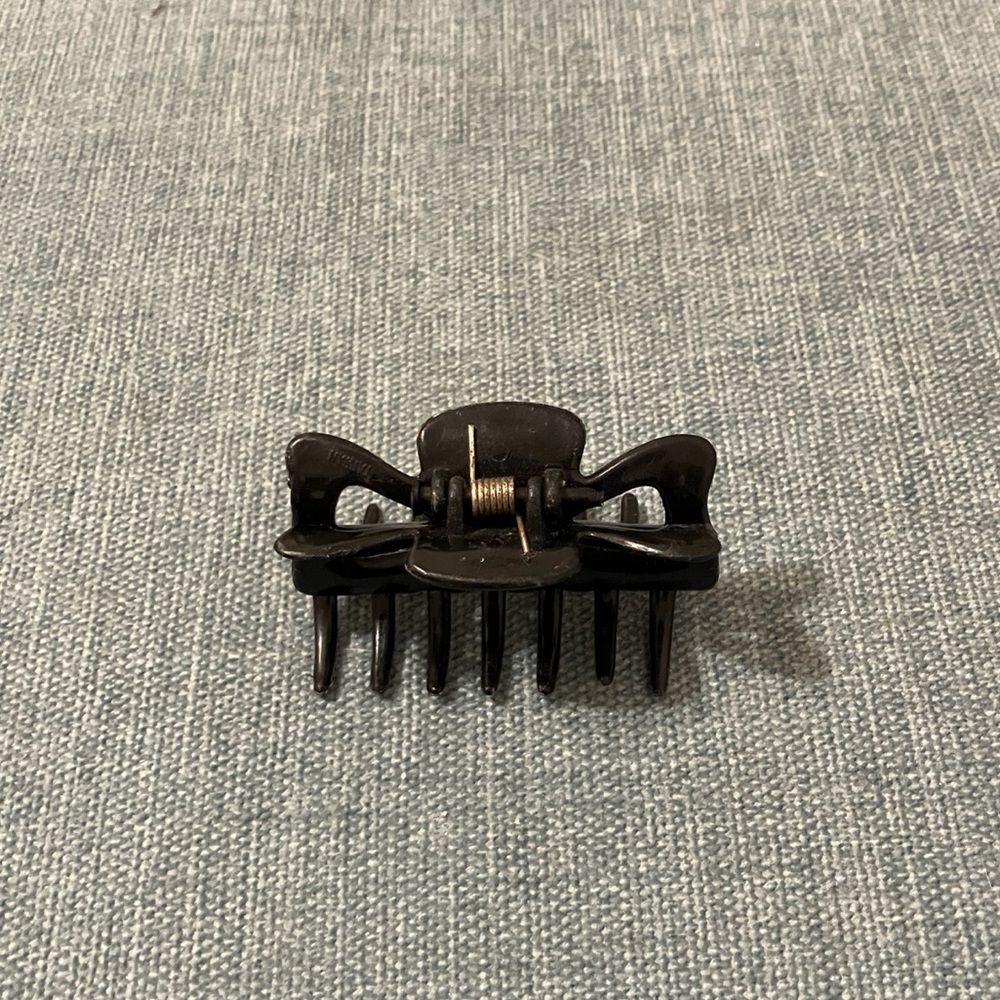Black Hair Clip